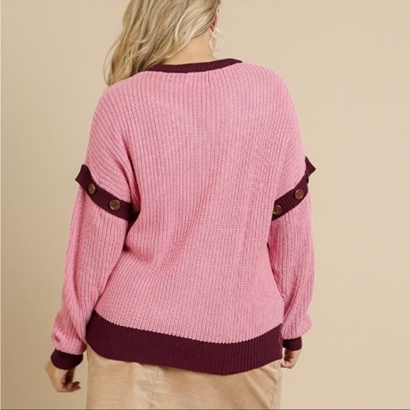 Umgee Plus Size Detachable Sleeve V-Neck Sweater - Picture 3 of 16